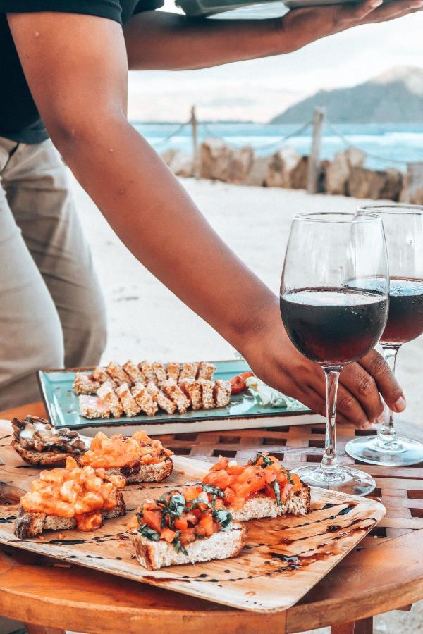 Segara Lombok Beach Resort Selong Belanak Dış mekan fotoğraf