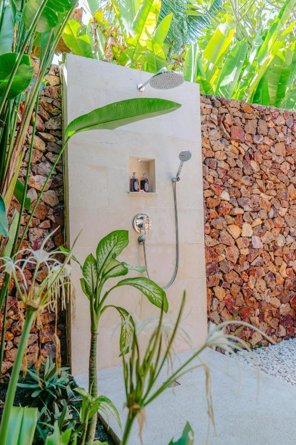 Segara Lombok Beach Resort Selong Belanak Dış mekan fotoğraf