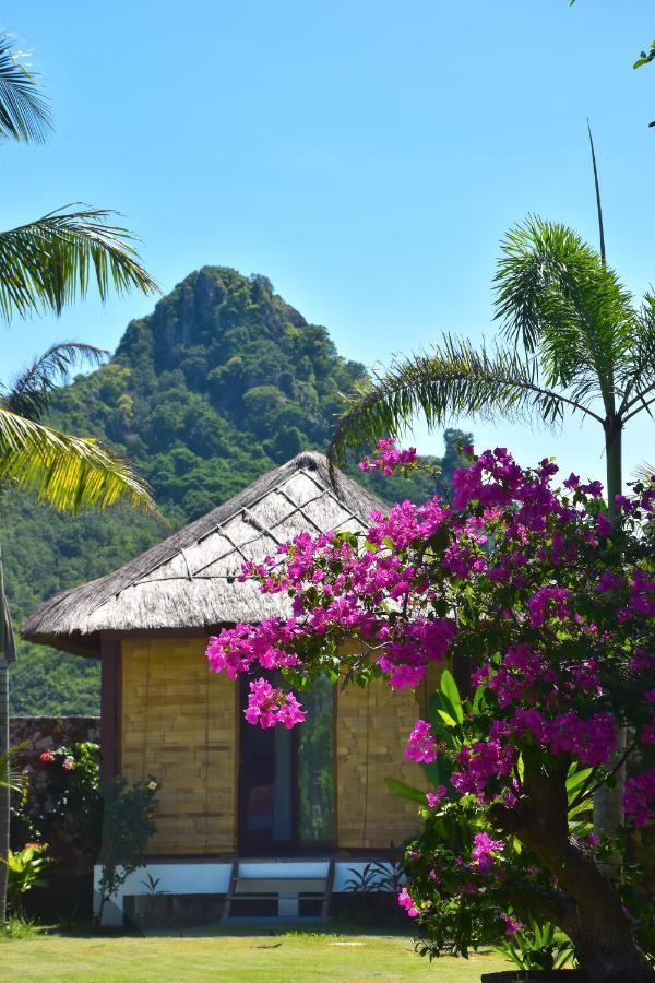 Segara Lombok Beach Resort Selong Belanak Dış mekan fotoğraf